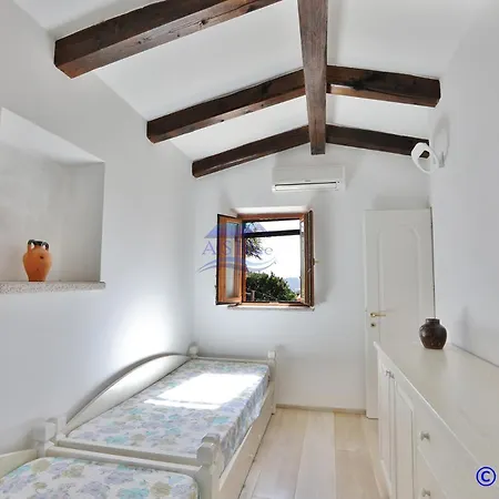 Mireen ヴィラ コスタ・パラディーゾ