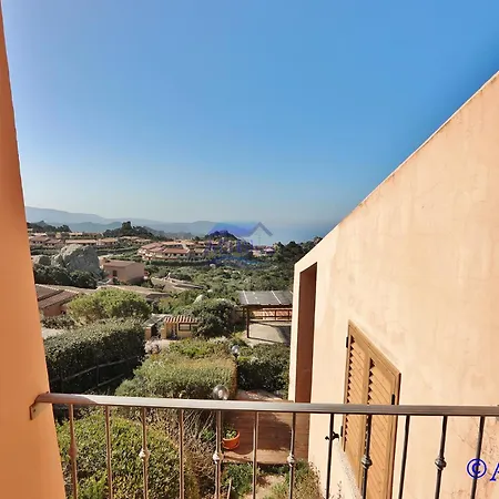 Mireen コスタ・パラディーゾ